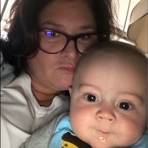 Meet your Posher, Adrienne